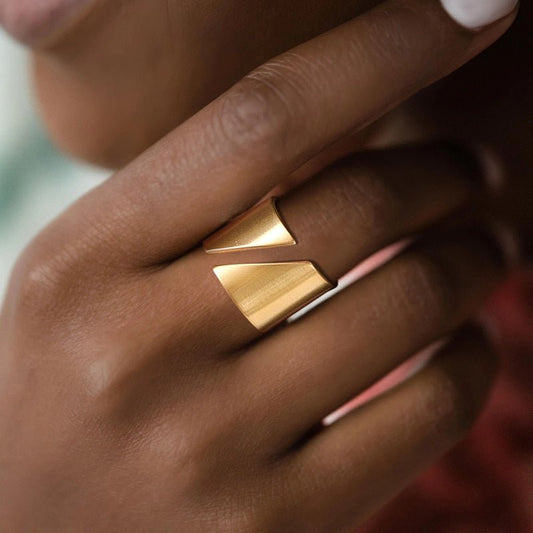 18K Gold Plated Ring Hips