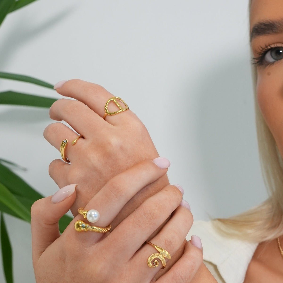 18K Gold Plated Arrow Ring