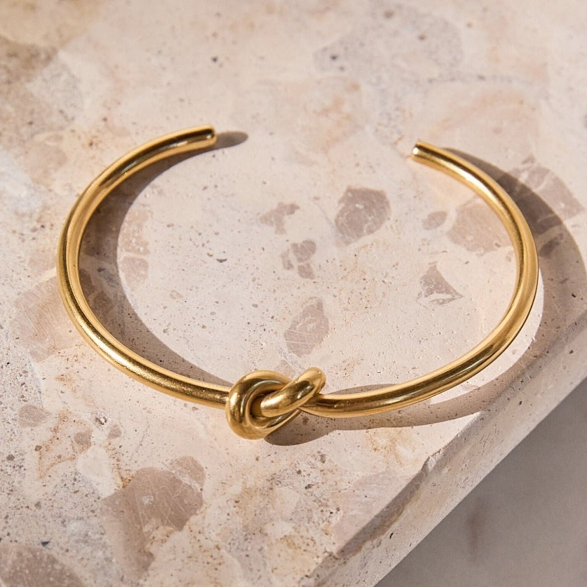 Bracelet With Central Knot 18K Gold Plated