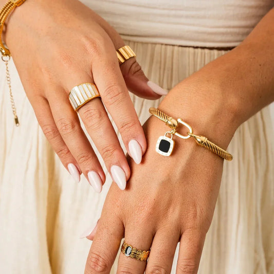 Square Onyx Pendant Bracelet 18K Gold Plated
