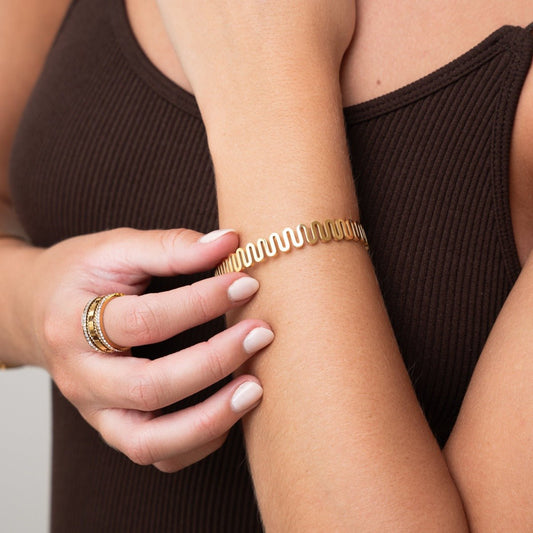18K Gold Plated Zig Zag Bracelet