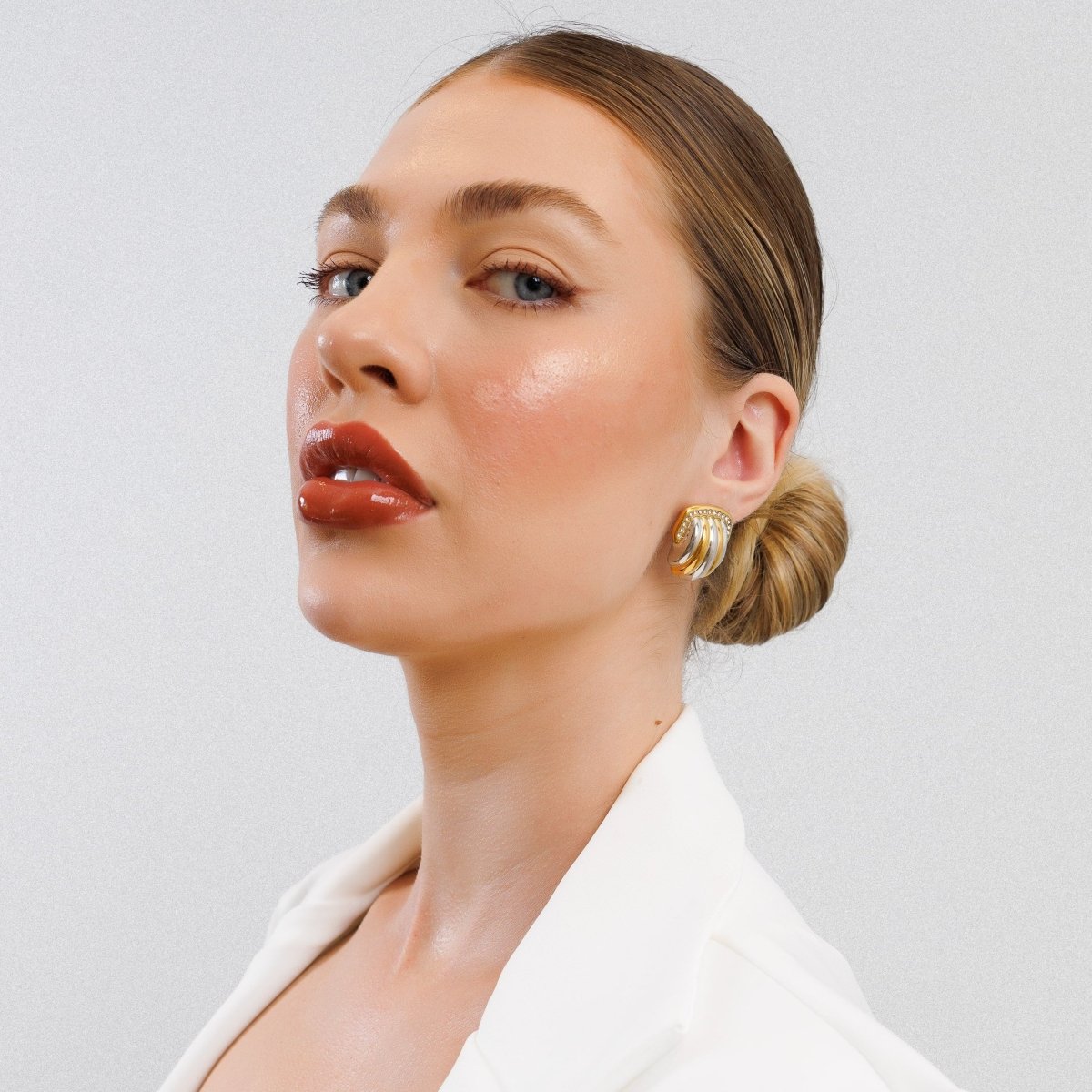 Earring Dome Crystal with Mixed Gold and Silver Finish